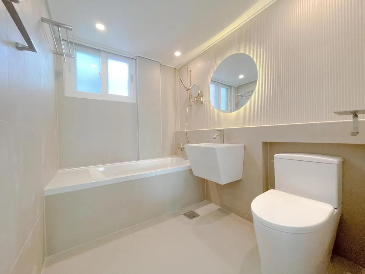 서울특별시 4Br Designer House In Hongdae 아파트 대한민국